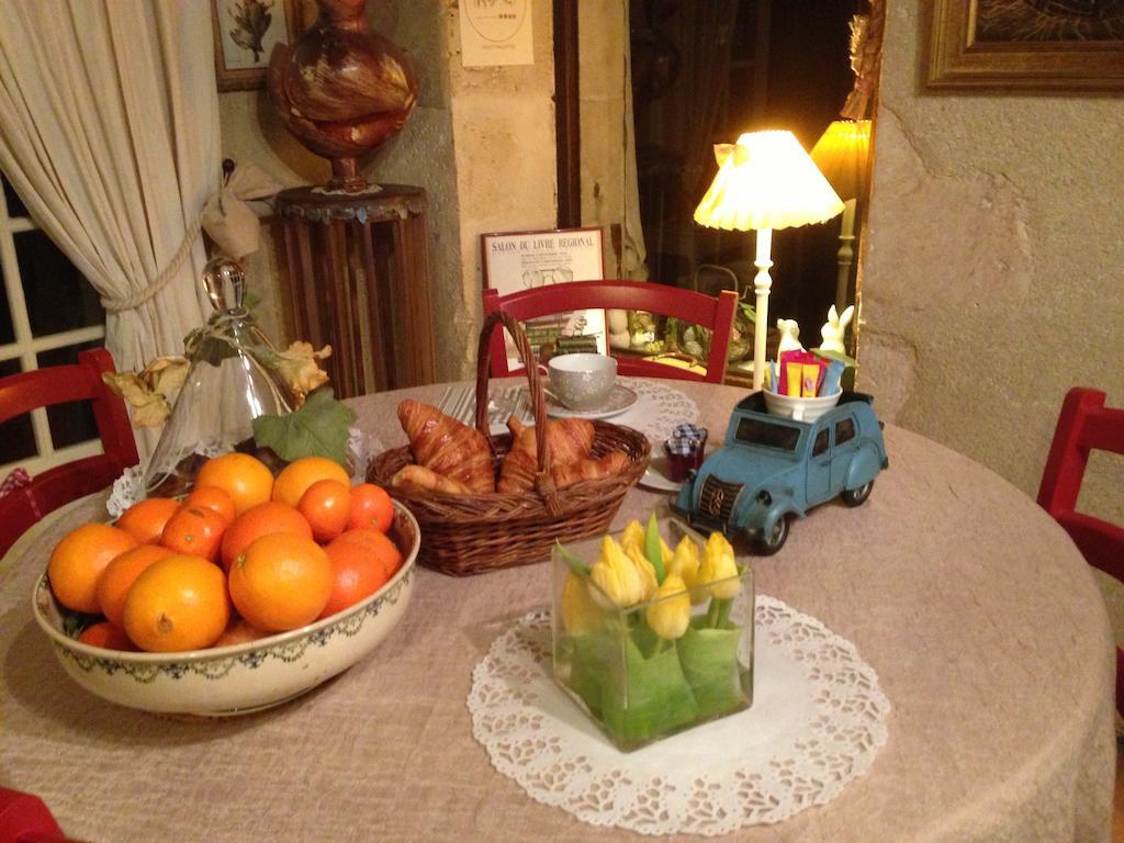 Le Lavoir Bed and Breakfast Châteauroux Buitenkant foto