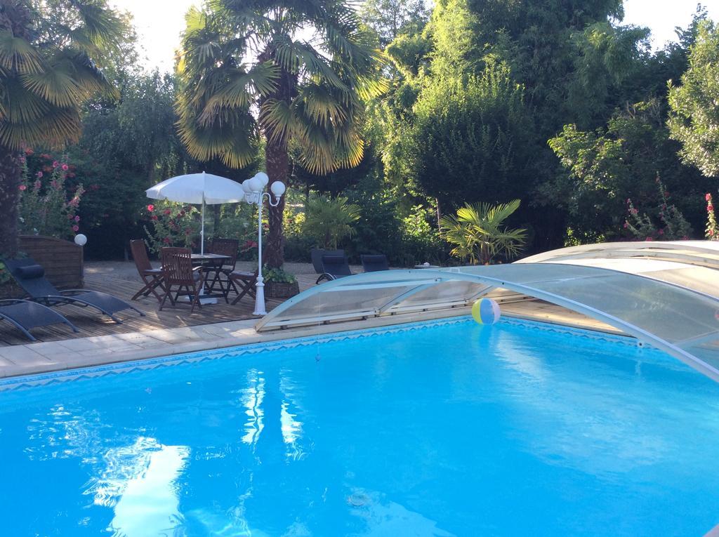 Le Lavoir Bed and Breakfast Châteauroux Buitenkant foto