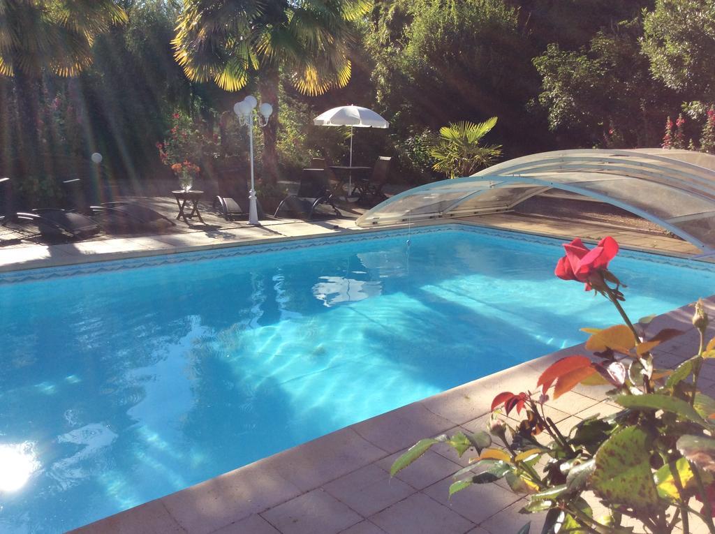 Le Lavoir Bed and Breakfast Châteauroux Buitenkant foto